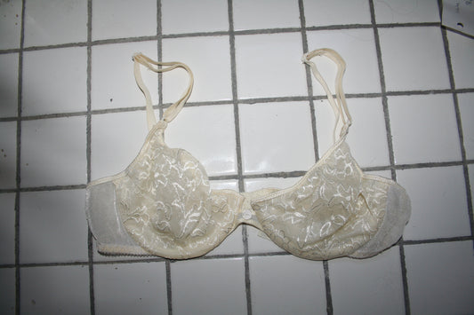 Vintage Cream Lace Bra